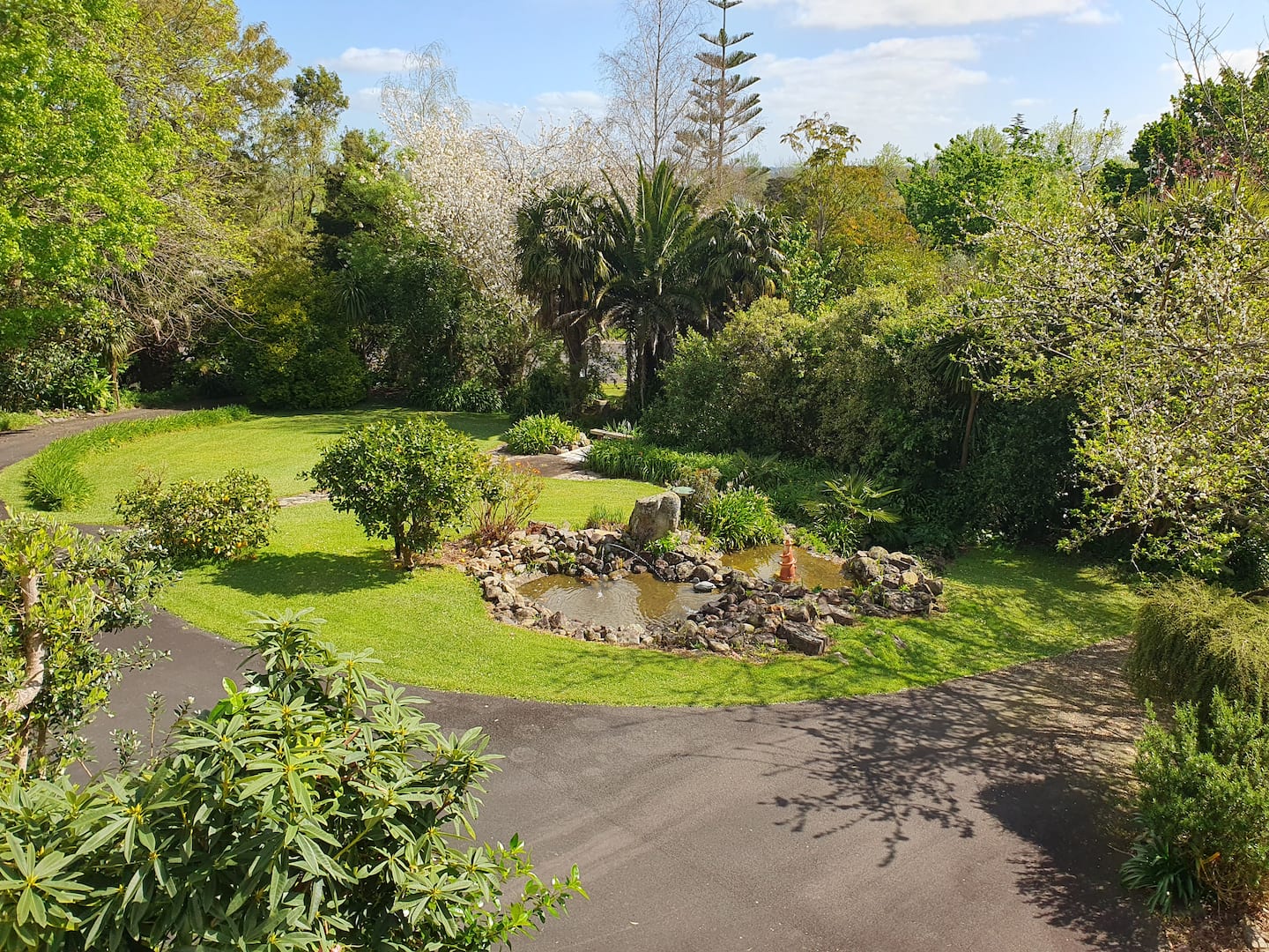 Secluded Urban Hideaway, Surrounded By Nature 2
