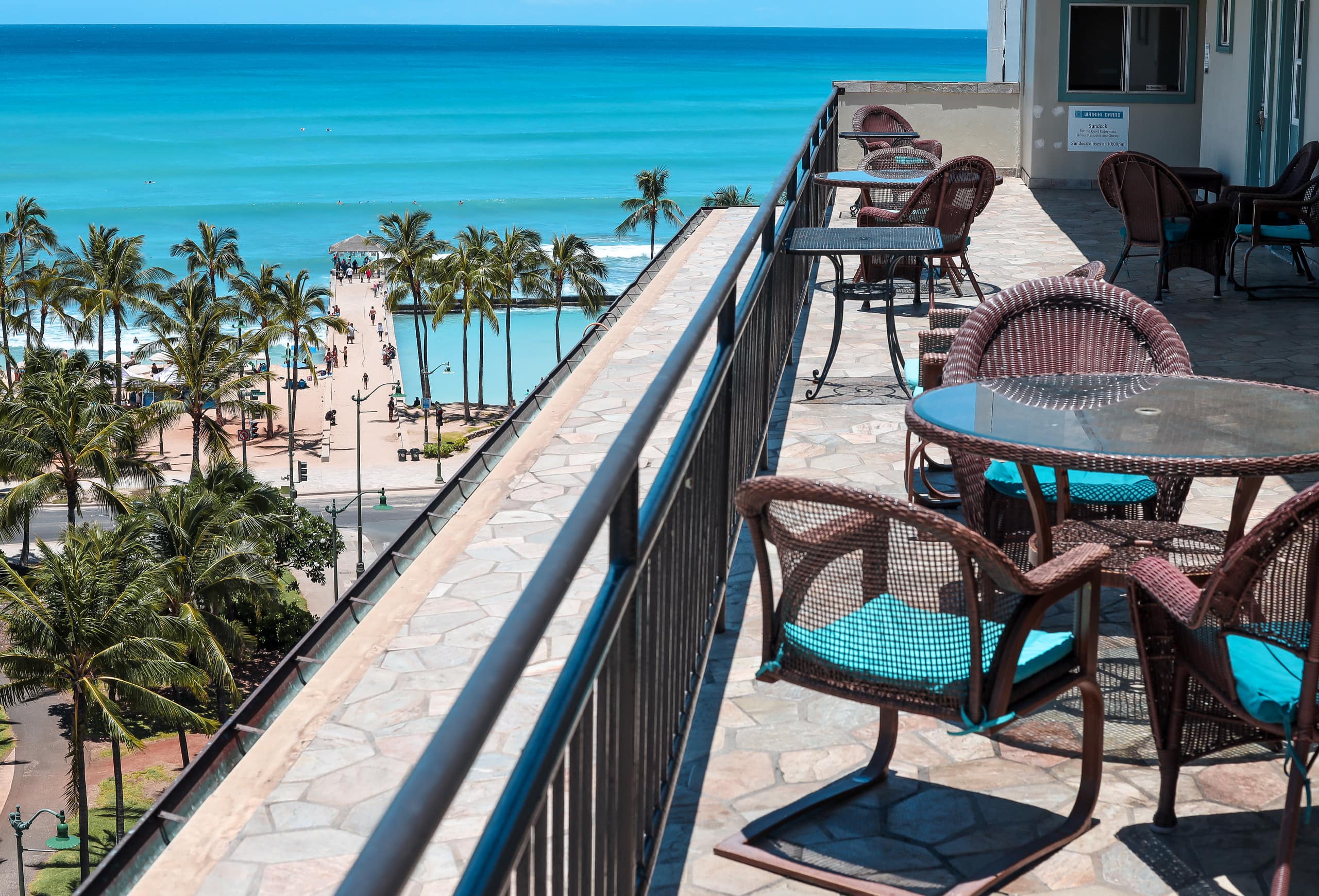 Modern Ocean Bungalow Steps To Waikiki Beach - Image 20