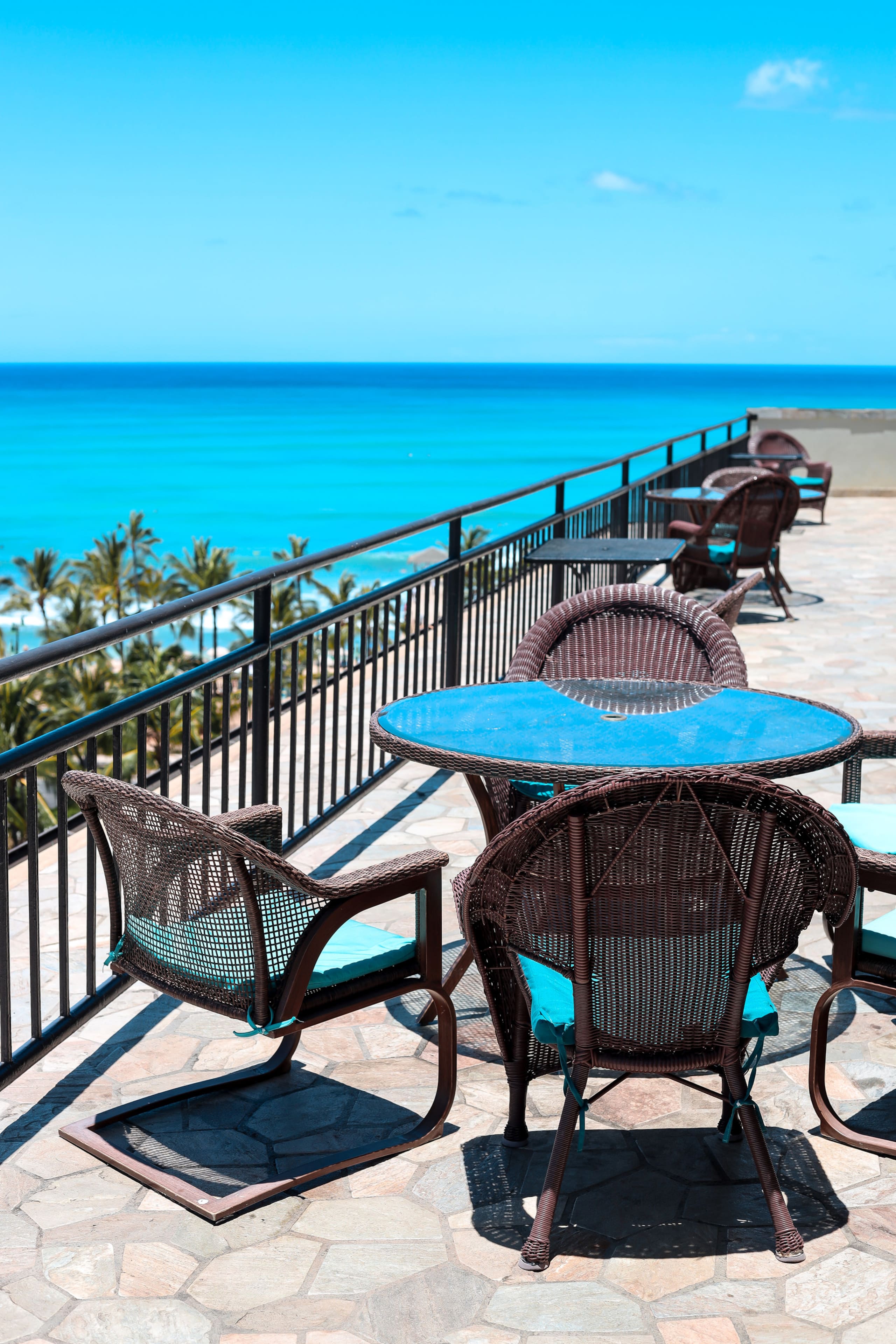 Modern Ocean Bungalow Steps To Waikiki Beach - Image 10
