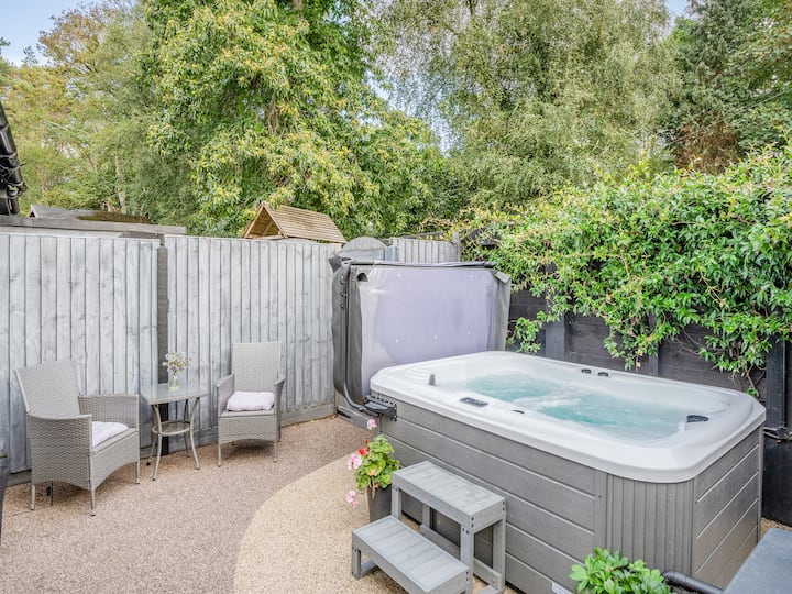 Shire Cottage - Uk50416 - Ringwood