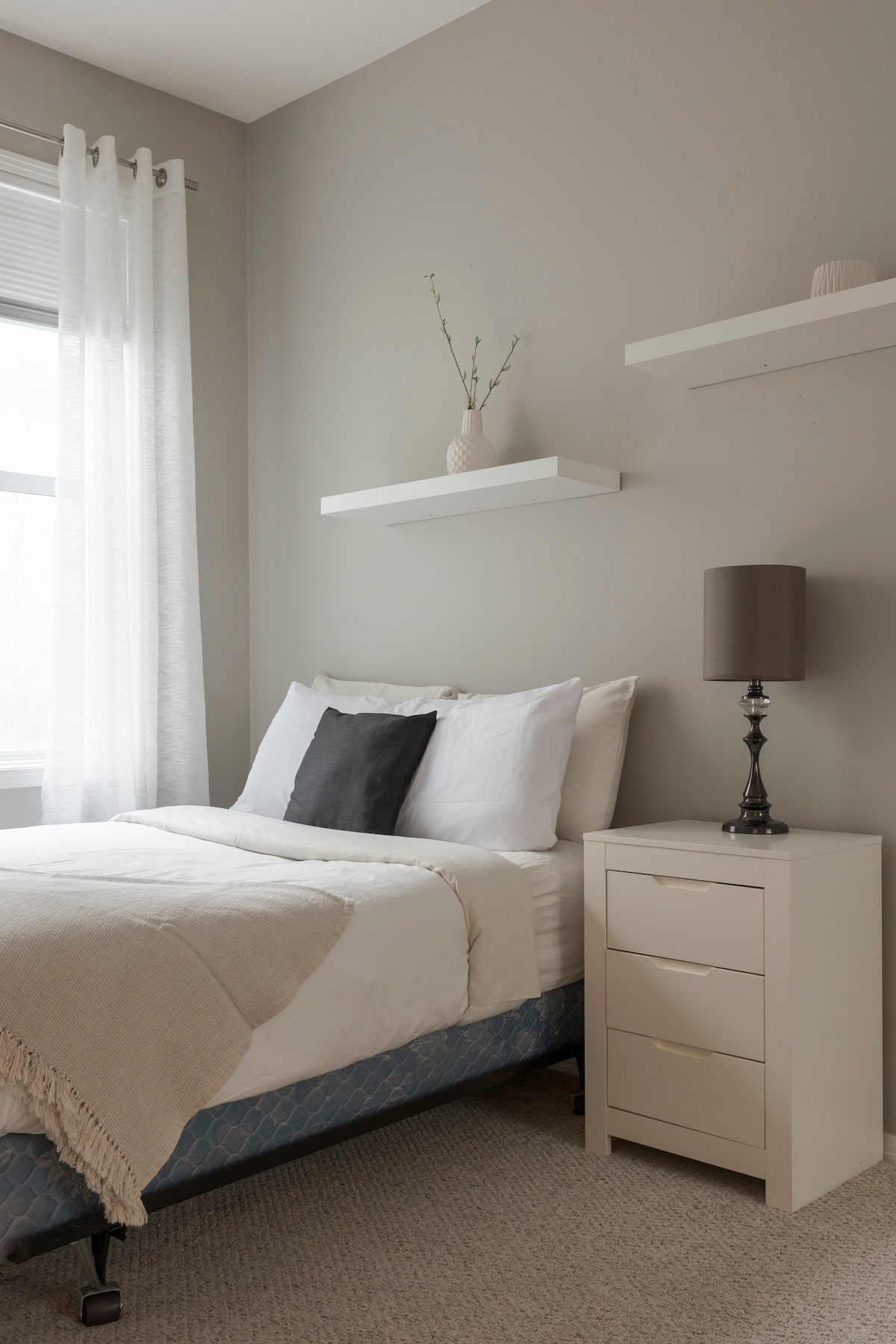 საძინებელი 2