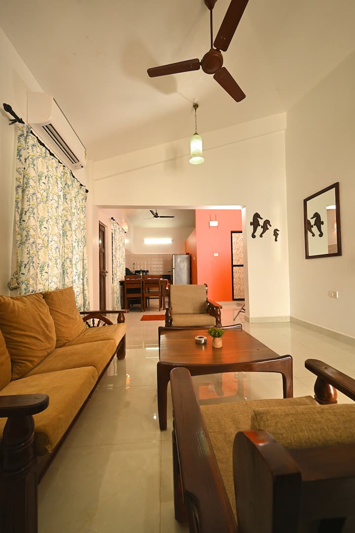 Living room image 6