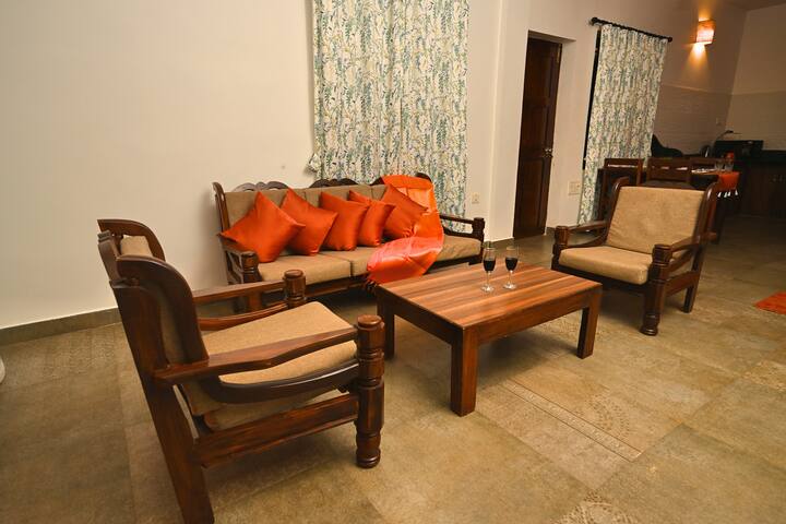 Living room image 1