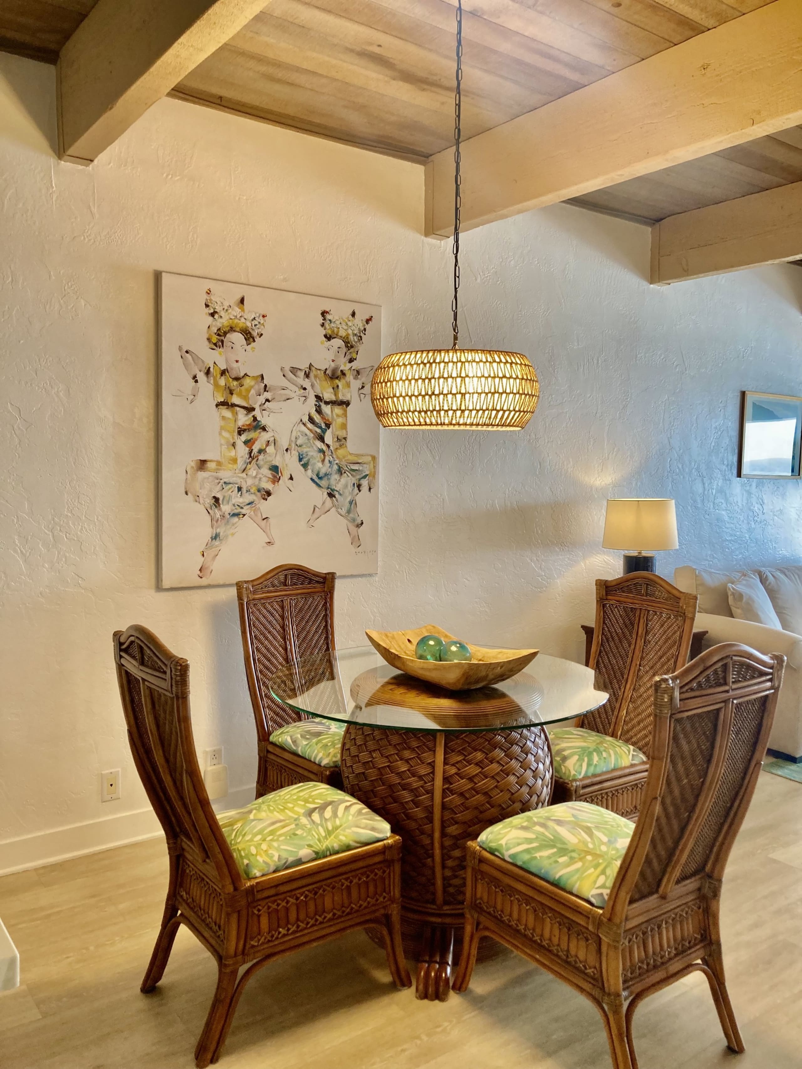 Condo in Kailua-Kona · ★4.81 · 2 bedrooms · 2 beds · 2 baths - Image 9