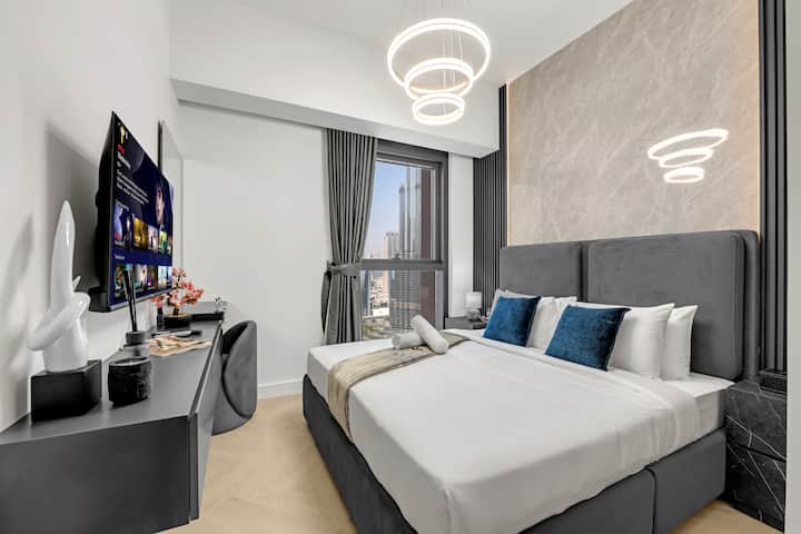 Kila mgeni anapata usawa wake kamili wa mtindo, utulivu na mshangao katika vyumba vya kulala vilivyoundwa kwa ajili ya maisha ya kisasa katika jiji la kusisimua zaidi ulimwenguni.