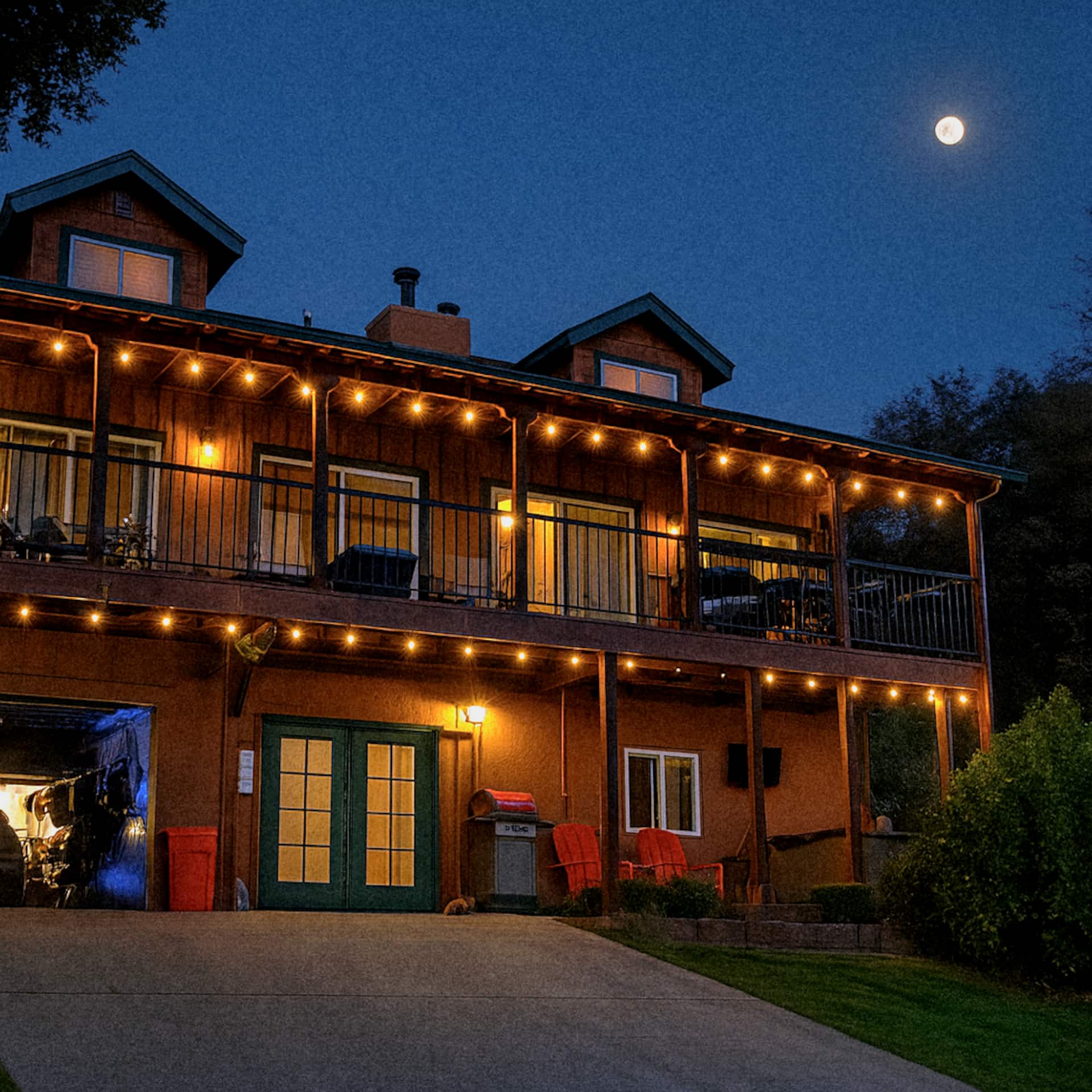 Sunset Suite - Yosemite/ Bass Lake