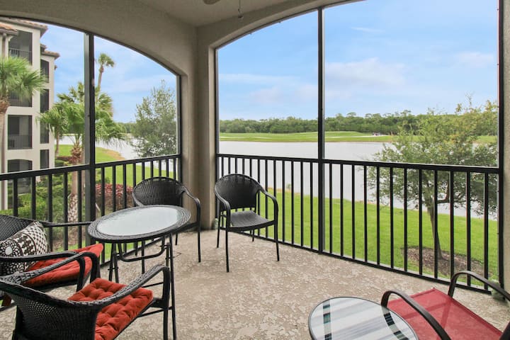 Lakefront Lakewood National - The Artist's Way - Lakewood Ranch, FL