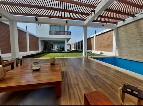Casa de Campo 10 minutes from the beach.
