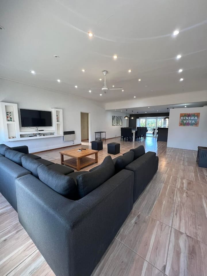 Casa Vip Barrio Ecuestre Costa Esmeralda - Pinamar