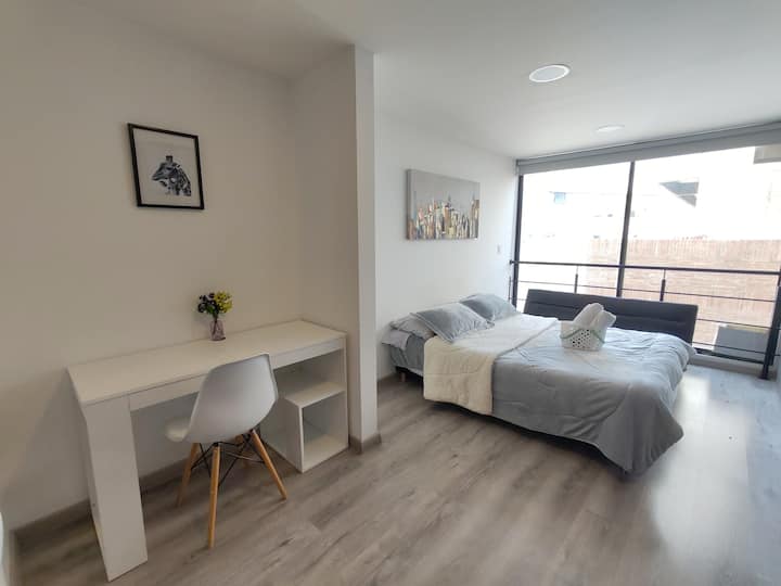 Santo Tomás University Studio Apartment parking