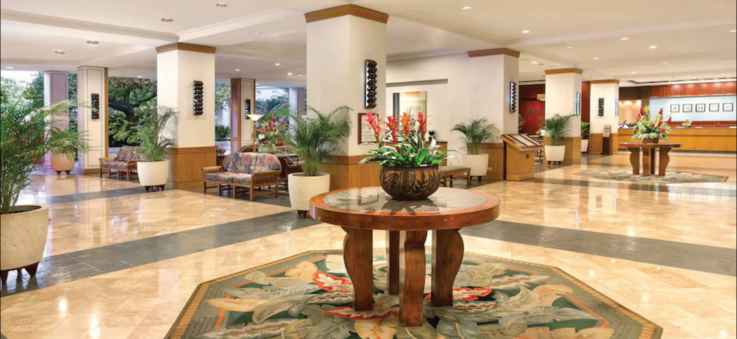 Condo in Honolulu · ★4.96 · 1 bedroom · 3 beds · 1 private bath - Image 25