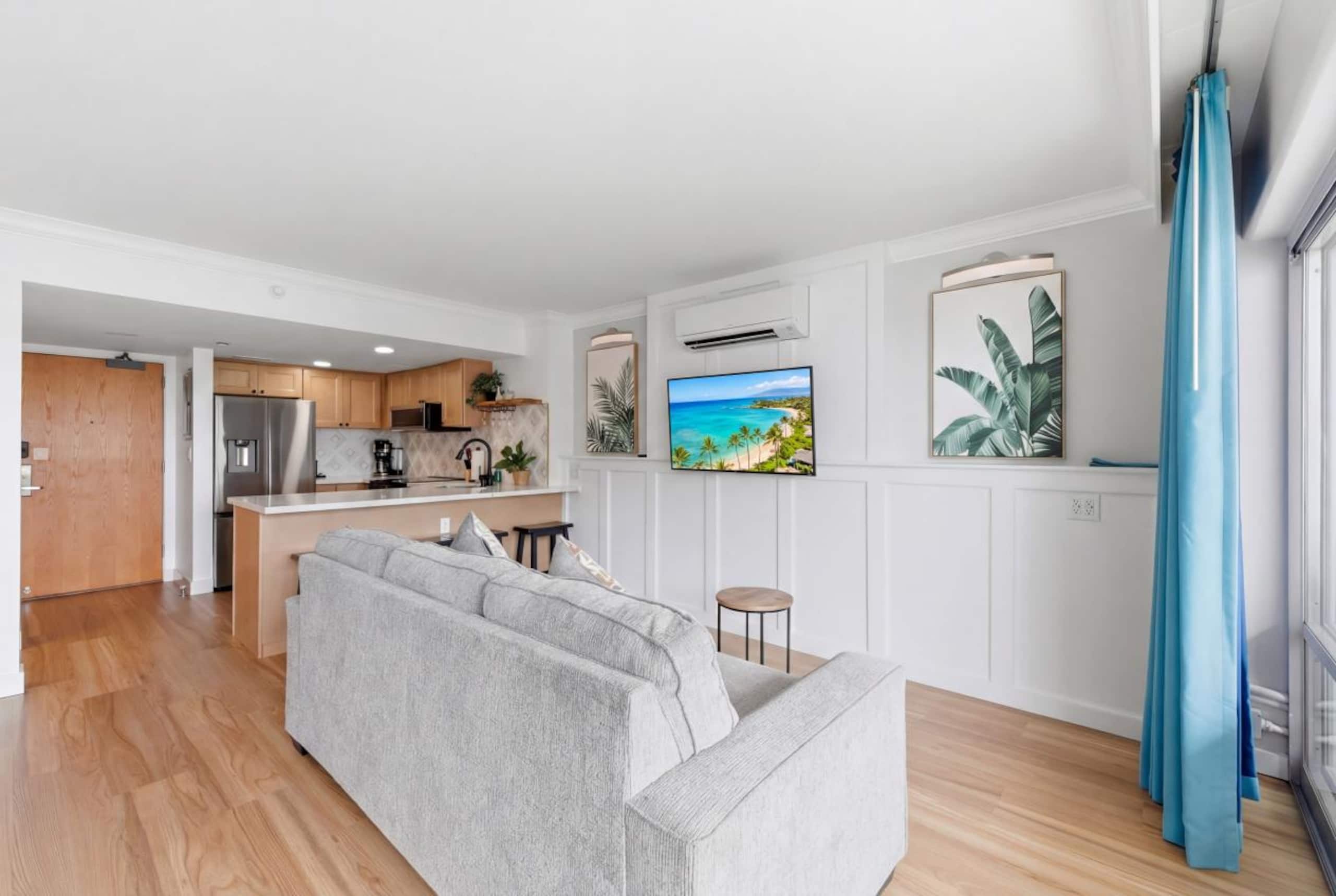 Condo in Honolulu · ★4.96 · 1 bedroom · 3 beds · 1 private bath - Image 3