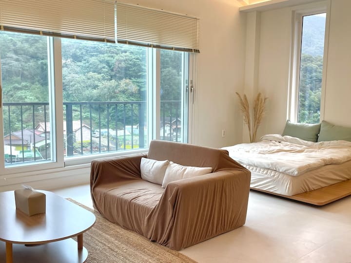 მისაღები სივრცე