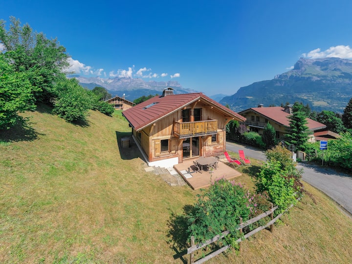 Chalet Unique Et Familial Face Au Mont-blanc - Combloux