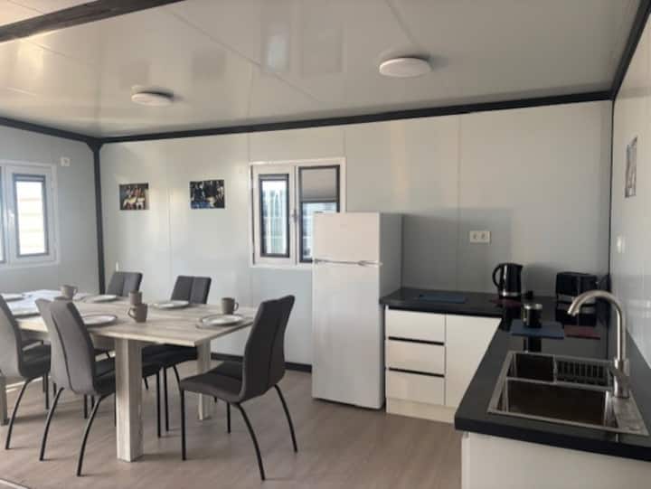 River Ebro Fishing Cabins - Caspe