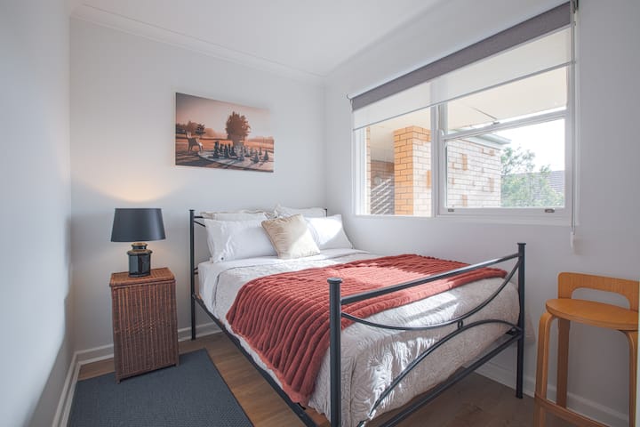 غرفة النوم 2