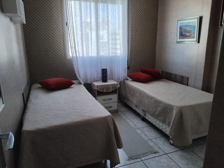 Dhomë gjumi 2