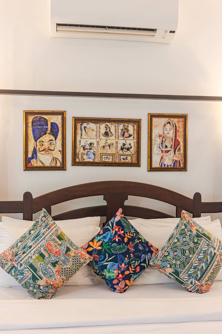 Bedroom 1 image 3