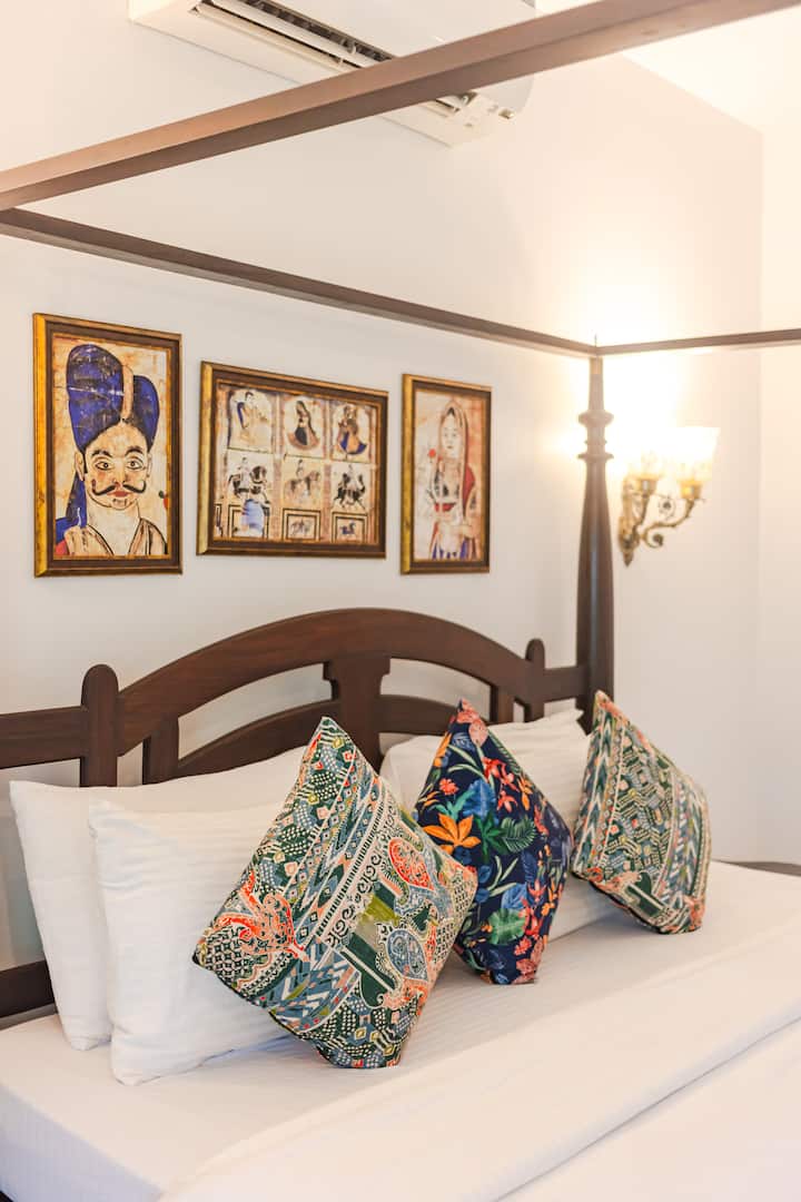 Bedroom 1 image 2