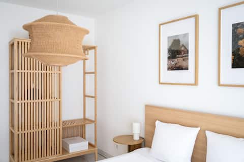 Luminous&GreatValue | 3BR | 8ppApt | 8m to Lucerne