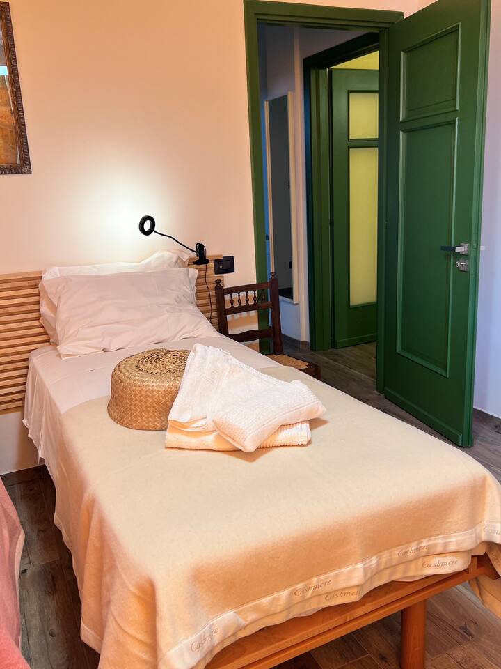 Spavaća soba 1