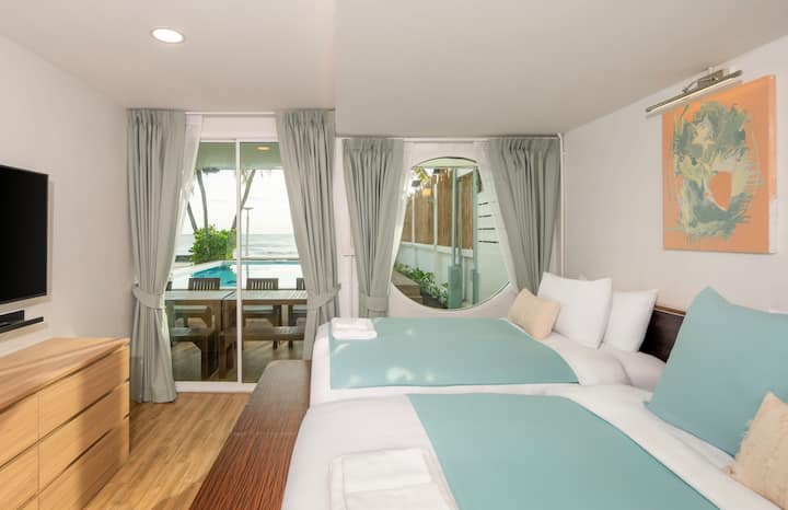 Beach Suite, Own Kitchen | Sleeps 6 | On The Sand - Hua Hin