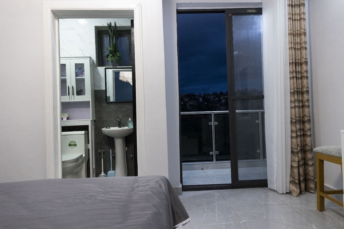 BBB NATION OASIS · 6BR Home, Balcony & Rooftop · Full bathroom 5