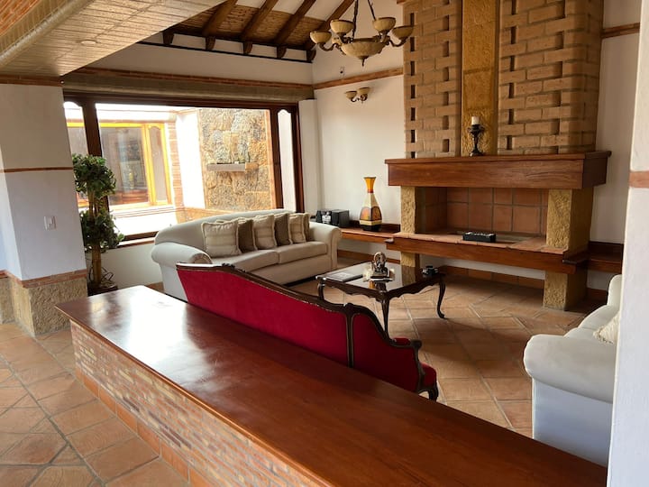 Hermosa Y Central Casa Colonial En Villa De Leyva - Villa de Leyva