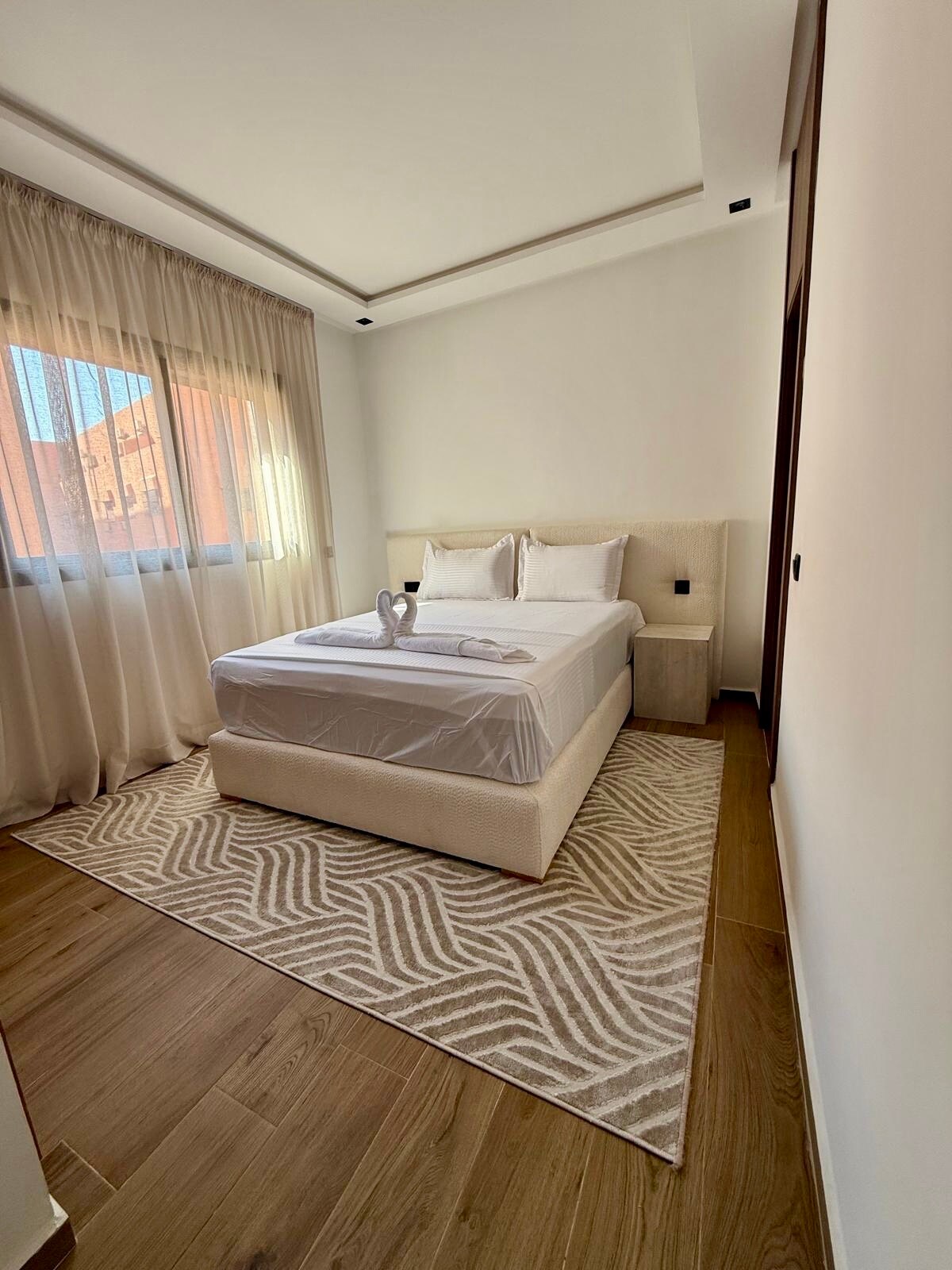 საძინებელი 1