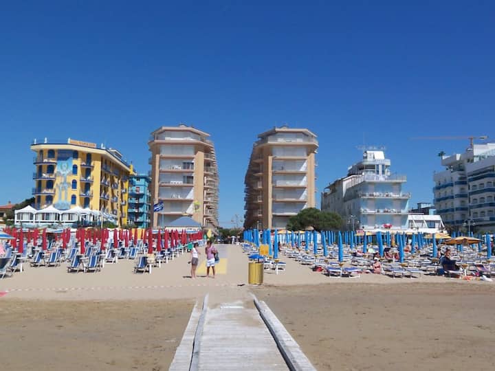 Centro Commerciale 15 Sc.1 - Jesolo