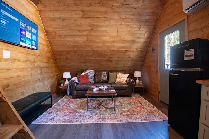 Cozy A-frame On Choccolocco Creek - Alabama