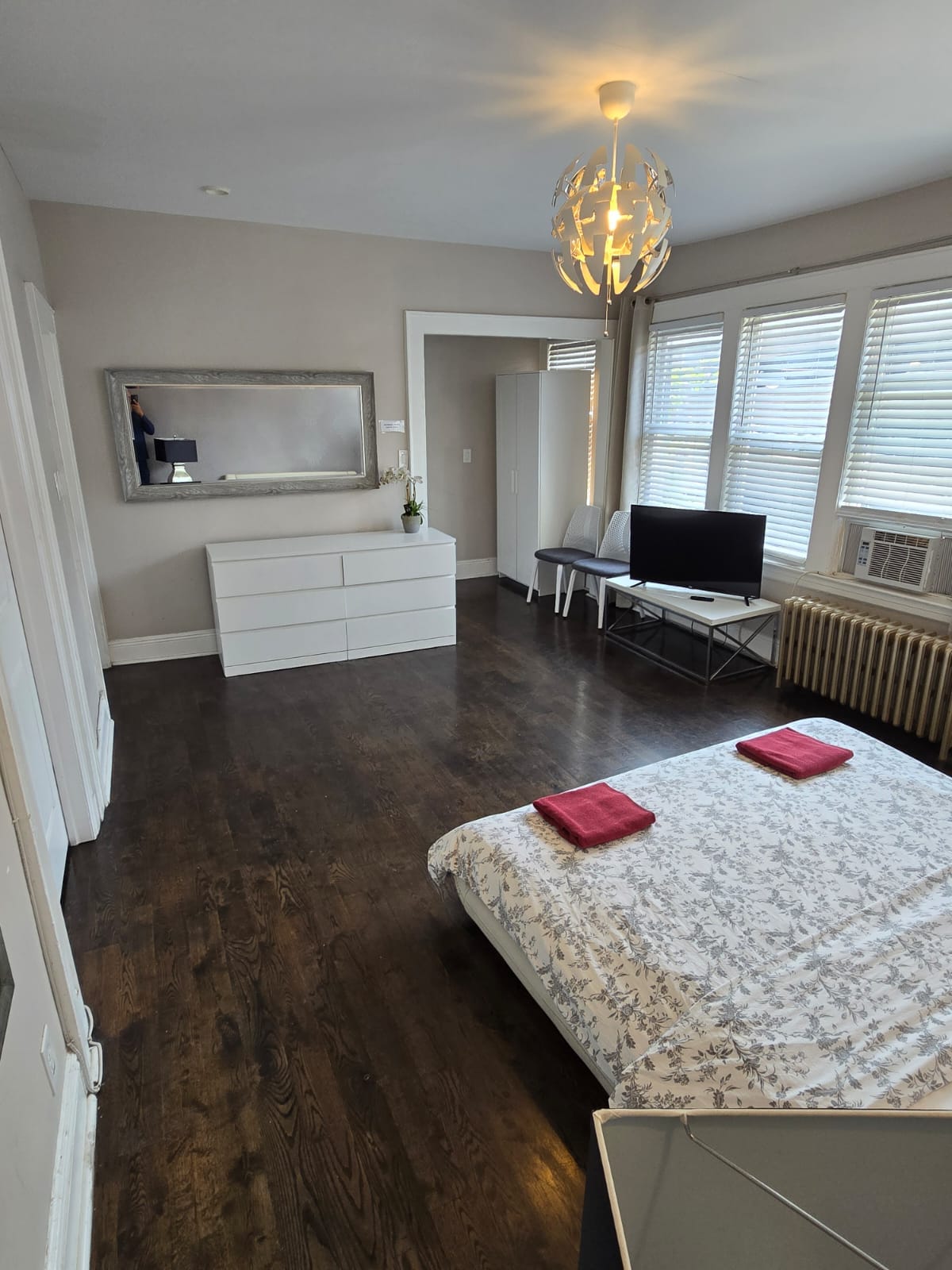 غرفة النوم 1