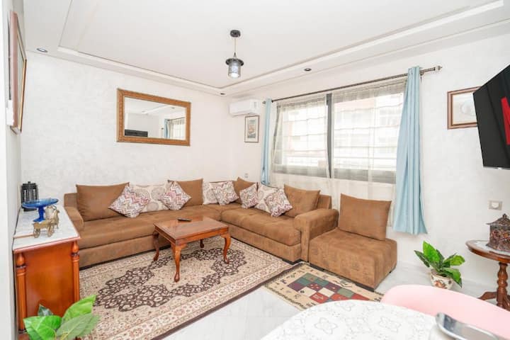 Central Deluxe Apartment With Large Balcony. - タンジェ