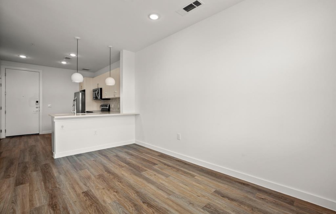 Crestview Apt