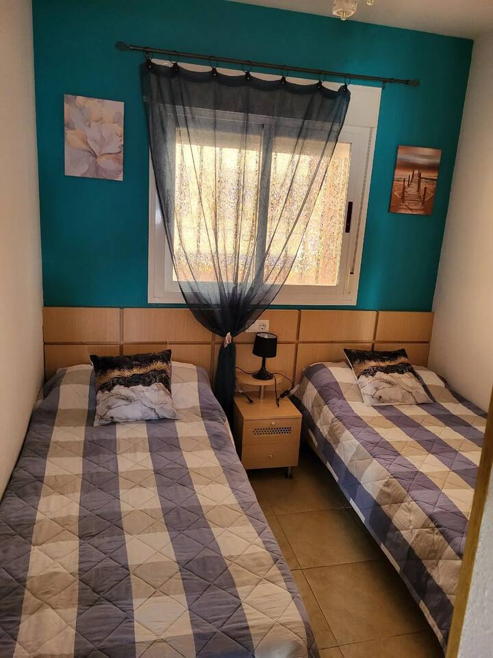 Dhomë gjumi 2