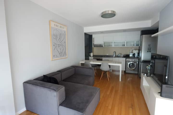 Studio mobiliado com varanda em San Telmo