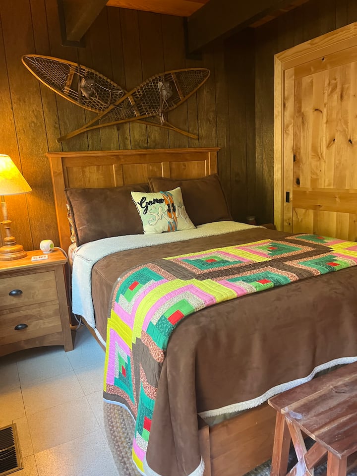 საძინებელი 1