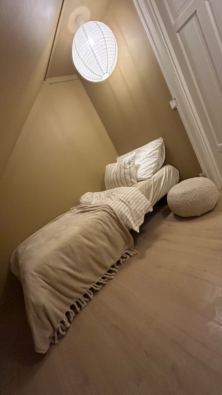 غرفة النوم 1