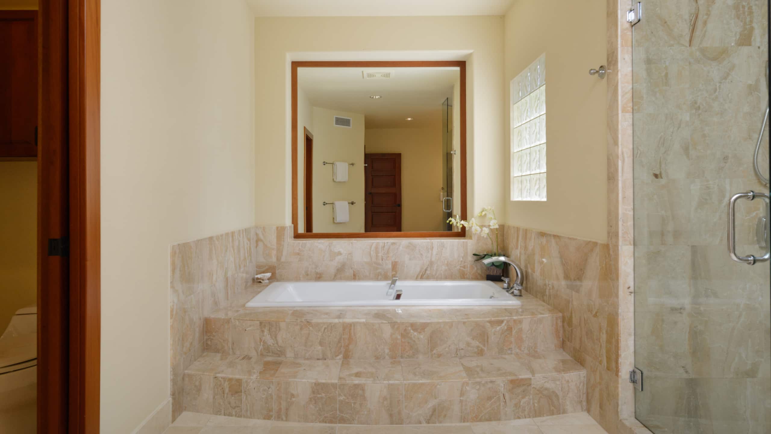 Home in Waimea · ★5.0 · 3 bedrooms · 4 beds · 3.5 baths - Image 33