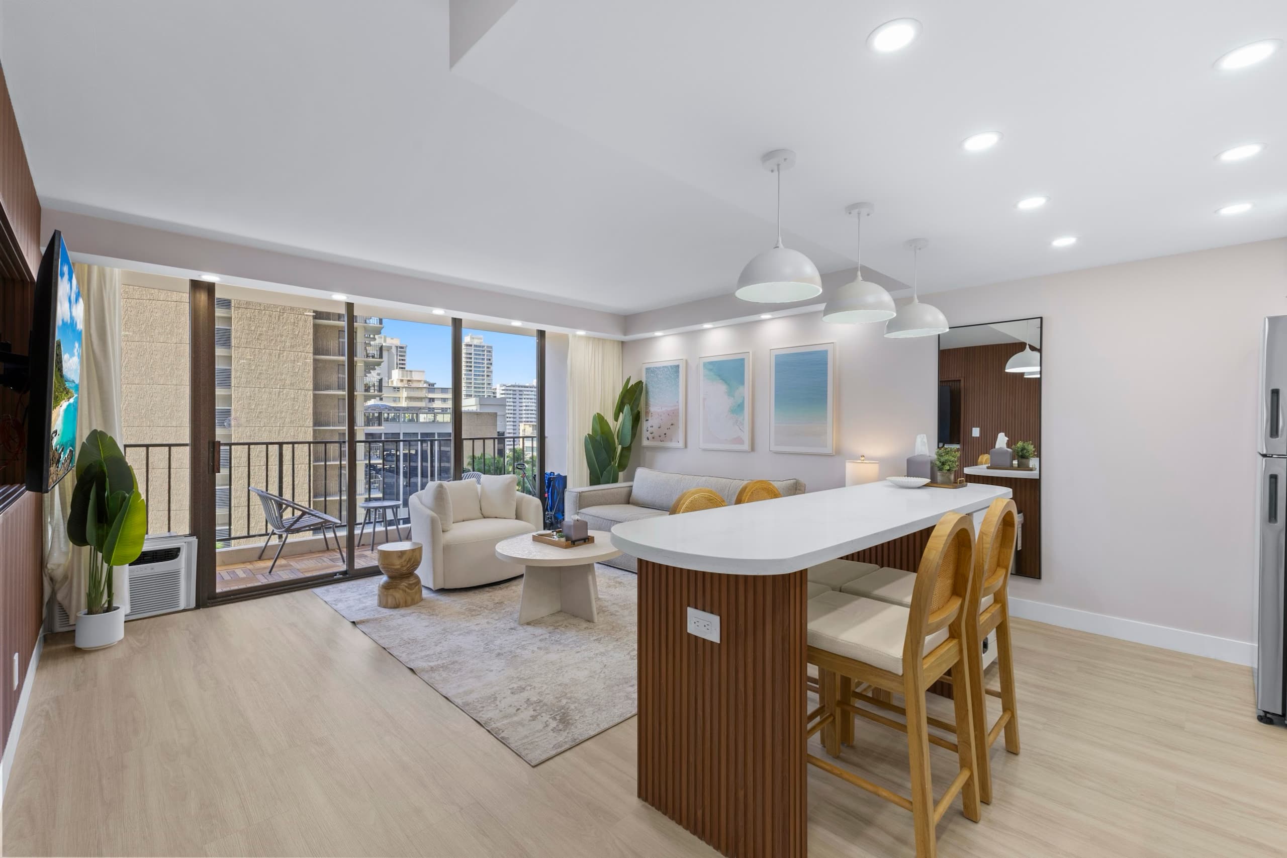 10FL-Upscale Chic 1BR-City & Ocean Views/Parking~ - Image 6
