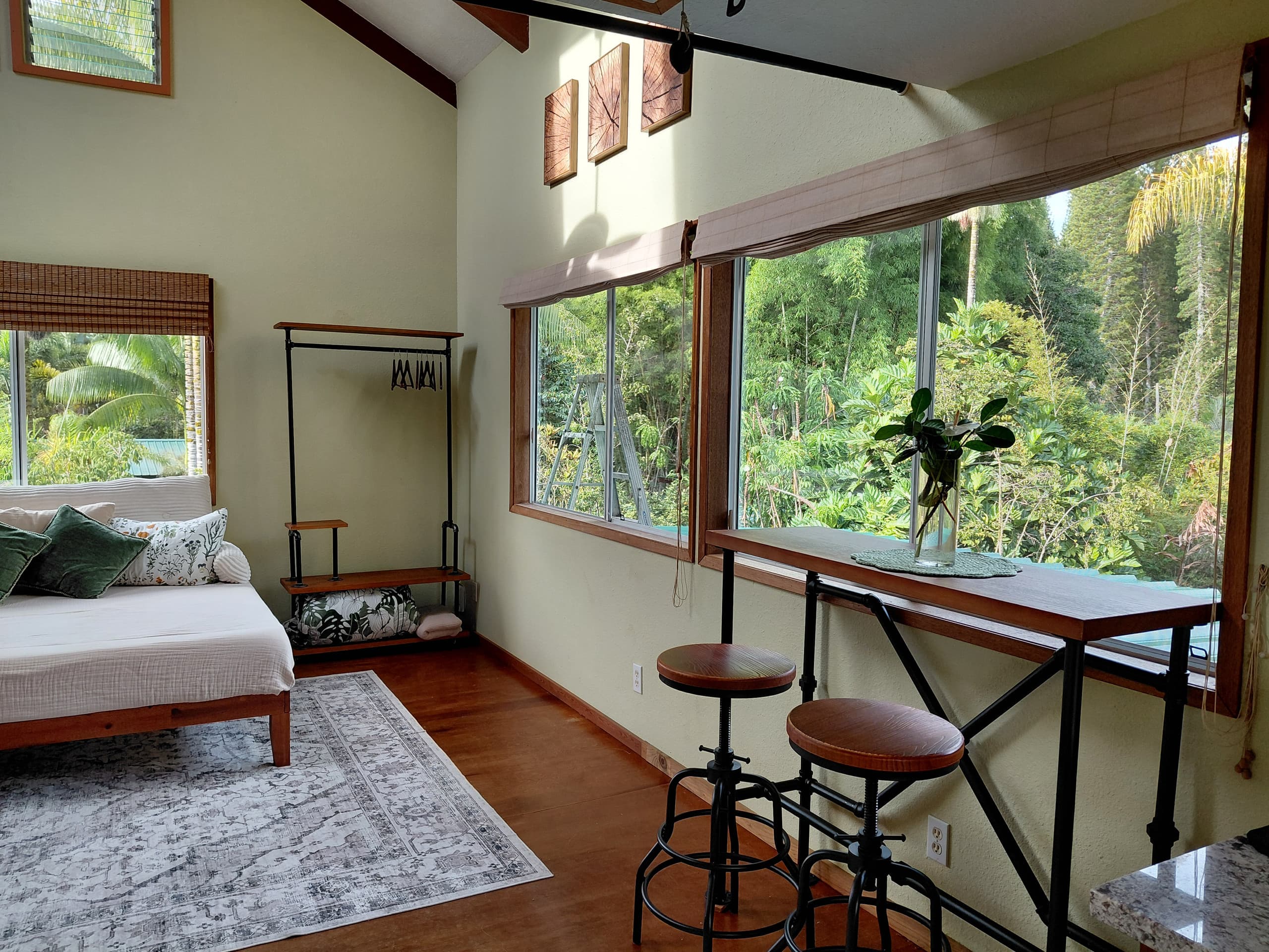Jungle top suite nature escape ~ two king beds - Image 22