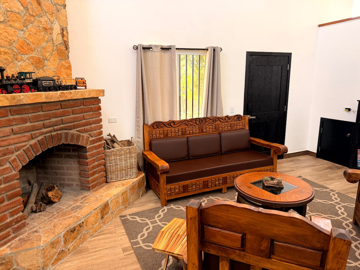 Popular Airbnb listing: Casa Gali in the heart of Valle de Guadalupe in Francisco Zarco (Valle De Guadalupe)