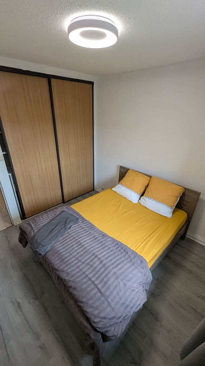 Dhomë gjumi 1