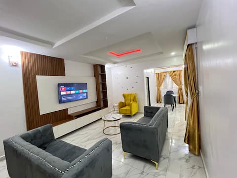 Luxurious & spacious 2 bedroom apartment in Abuja