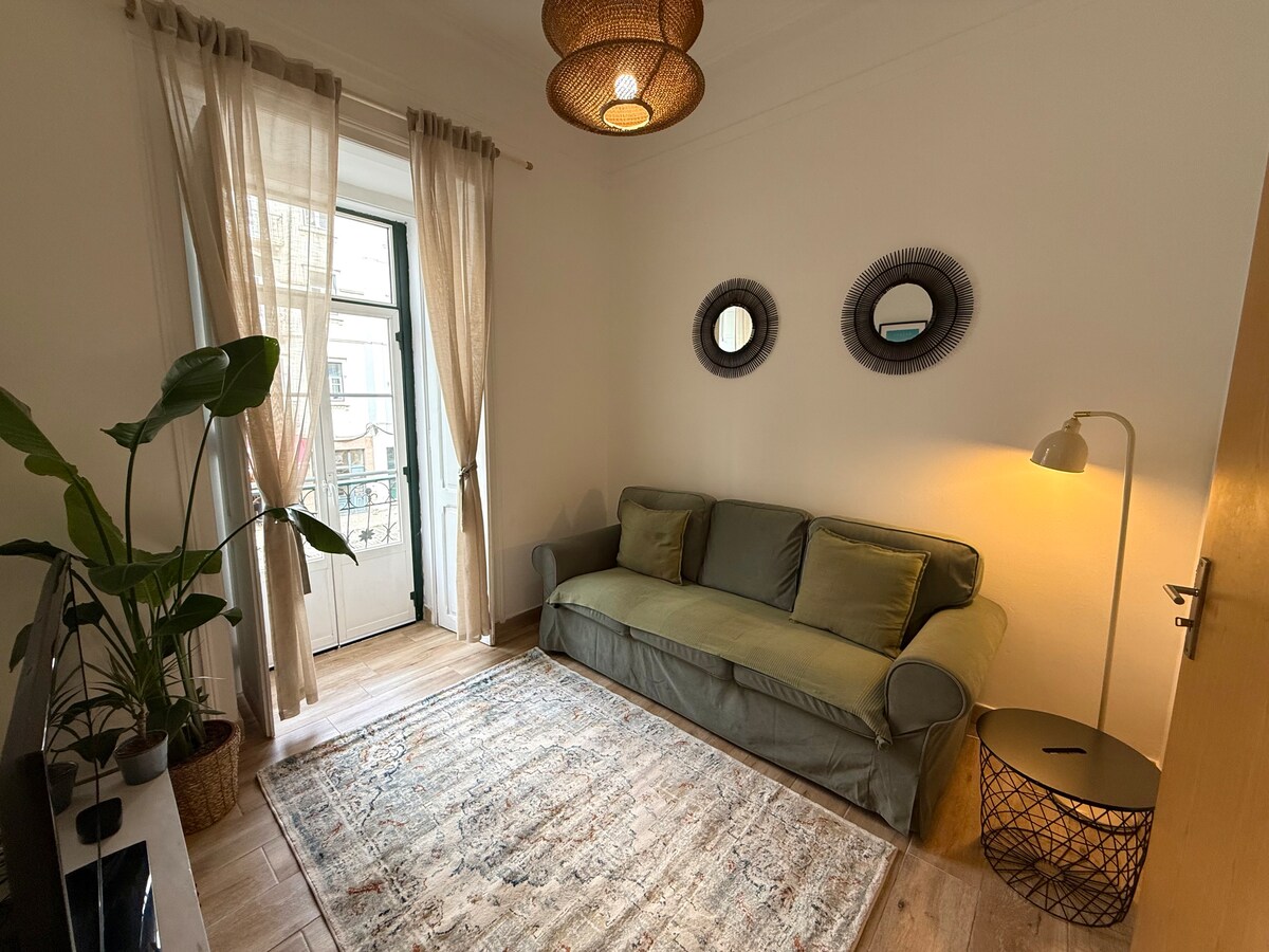 Top Airbnb: Cozy 3 Bedroom Apartment in Center em Arroios