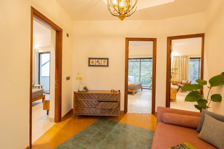 Living room image 7