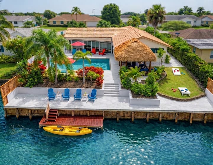 Waterfront W/ Htd Pool, Tiki Hut, Billards, & Bar - Delray Beach, FL