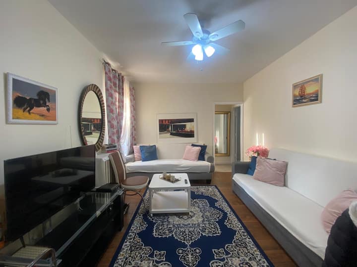 Entire Apt Brooklyn, Walking Distance To Subway - New York City