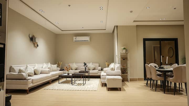 5 د للبحرين ~ شقة فاخرة 1br ~ مسبح~ واي فاي سريع - Dammam