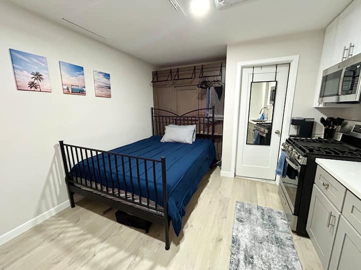 Private Studio W/ Parking + Kitchen | 15 Min To Sd - La Mesa, CA